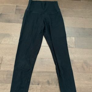 TNA Atmosphere Hi-Rise Legging (5 pairs av…